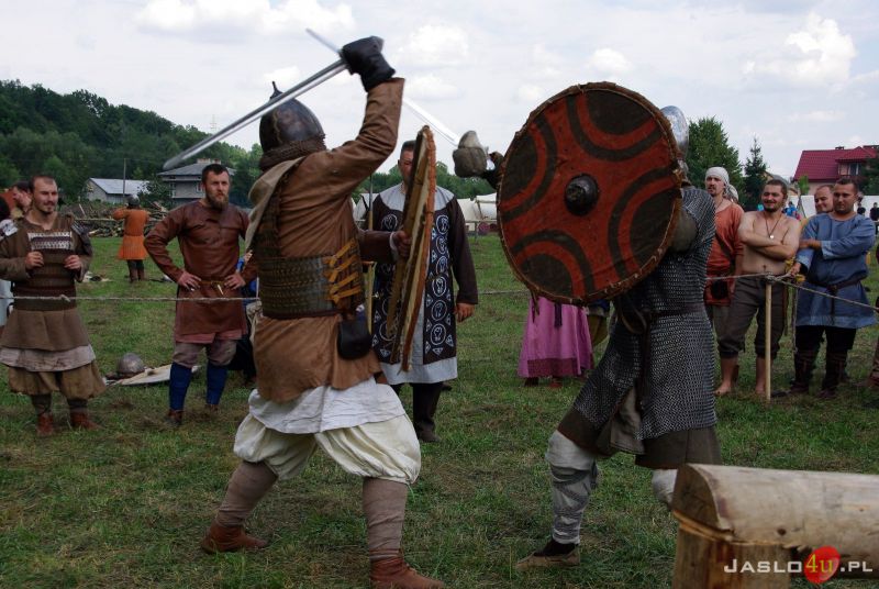Potyczki średniowiecznych wojów