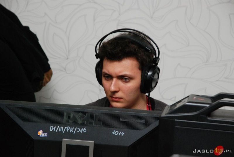 GAMERS' WAR 2016