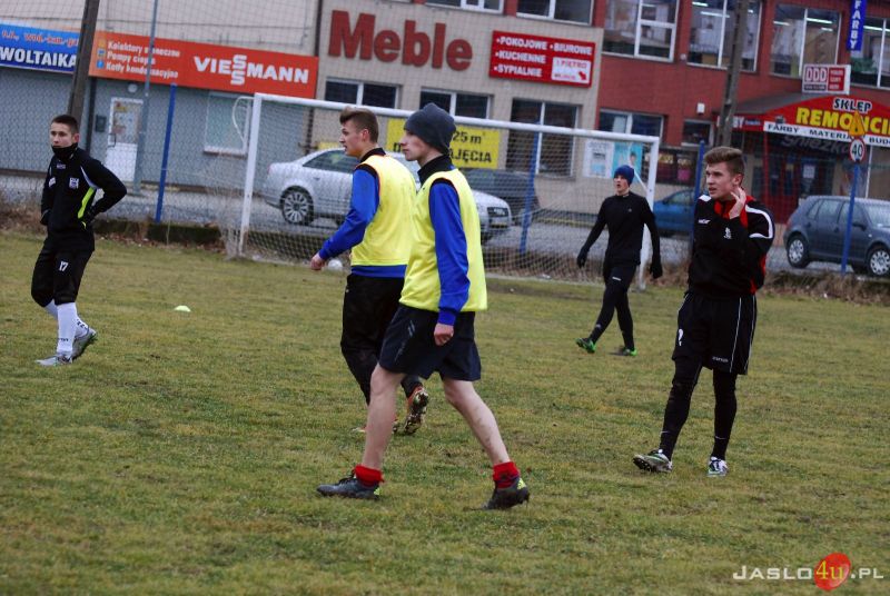 Sparing Juniorów Czarnych Jasło z Ostoją Kołaczyce