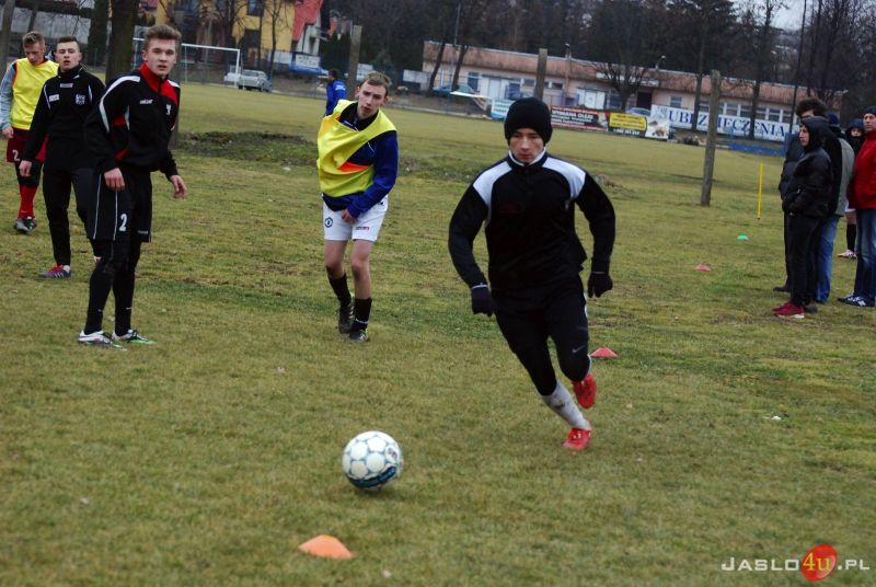 Sparing Juniorów Czarnych Jasło z Ostoją Kołaczyce