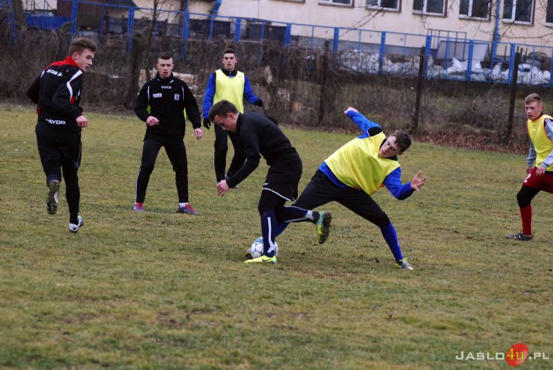 Sparing Juniorów Czarnych Jasło z Ostoją Kołaczyce