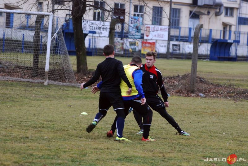 Sparing Juniorów Czarnych Jasło z Ostoją Kołaczyce