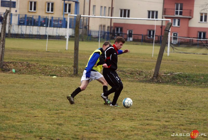Sparing Juniorów Czarnych Jasło z Ostoją Kołaczyce