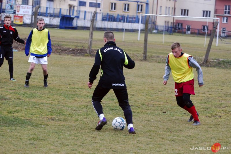 Sparing Juniorów Czarnych Jasło z Ostoją Kołaczyce