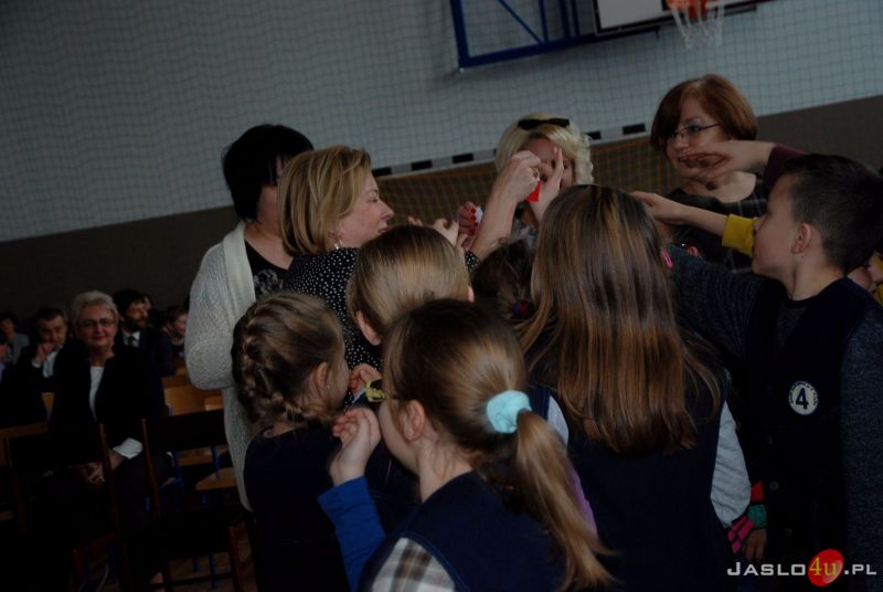 Uroczyste otwarcie sali gimnastycznej w SP nr 4 w Jaśle