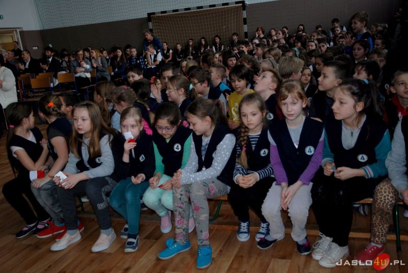Uroczyste otwarcie sali gimnastycznej w SP nr 4 w Jaśle