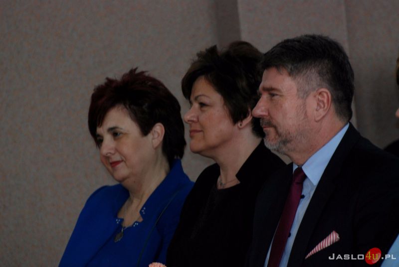 Uroczyste otwarcie sali gimnastycznej w SP nr 4 w Jaśle