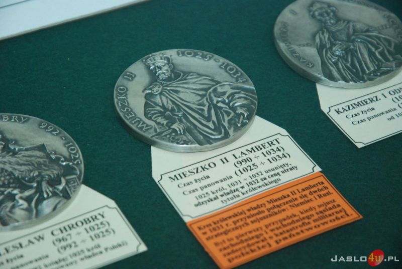 Wystawa 1050 lat Chrztu Polski