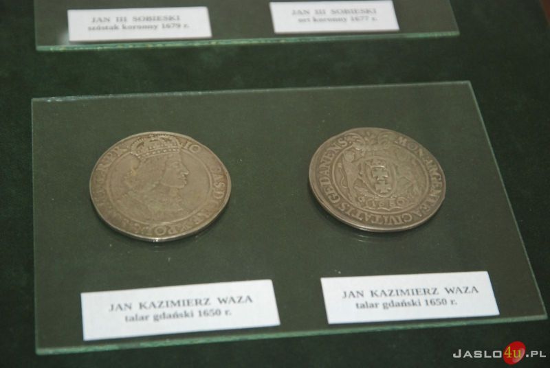 Wystawa 1050 lat Chrztu Polski