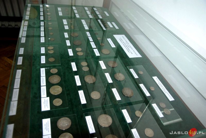 Wystawa 1050 lat Chrztu Polski
