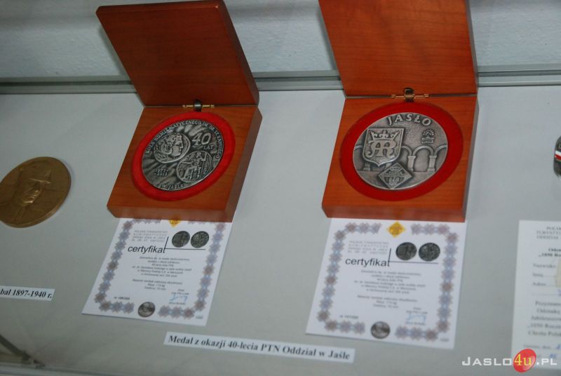 Wystawa 1050 lat Chrztu Polski