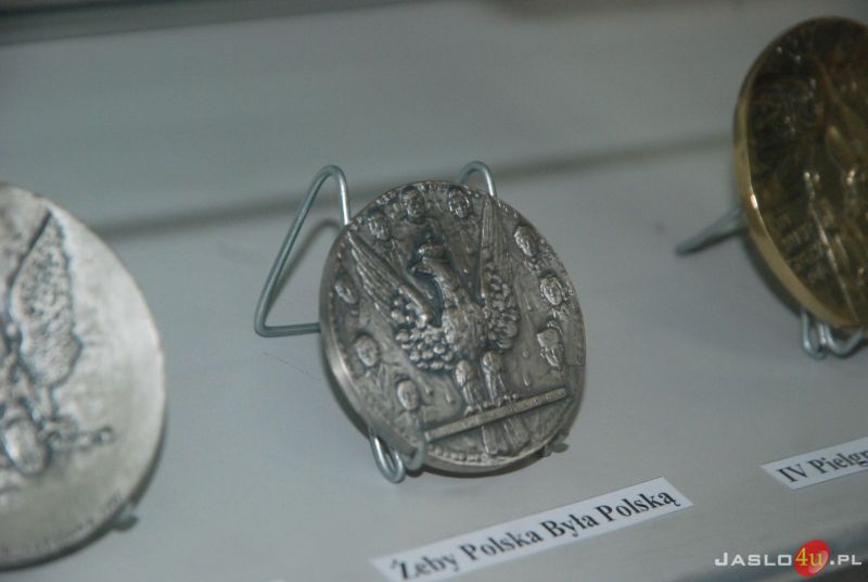 Wystawa 1050 lat Chrztu Polski