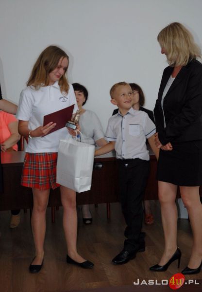 Najlepsi uczniowie nagrodzeni