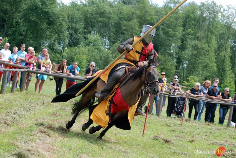 Zakony rycerskie w Karpackiej Troi