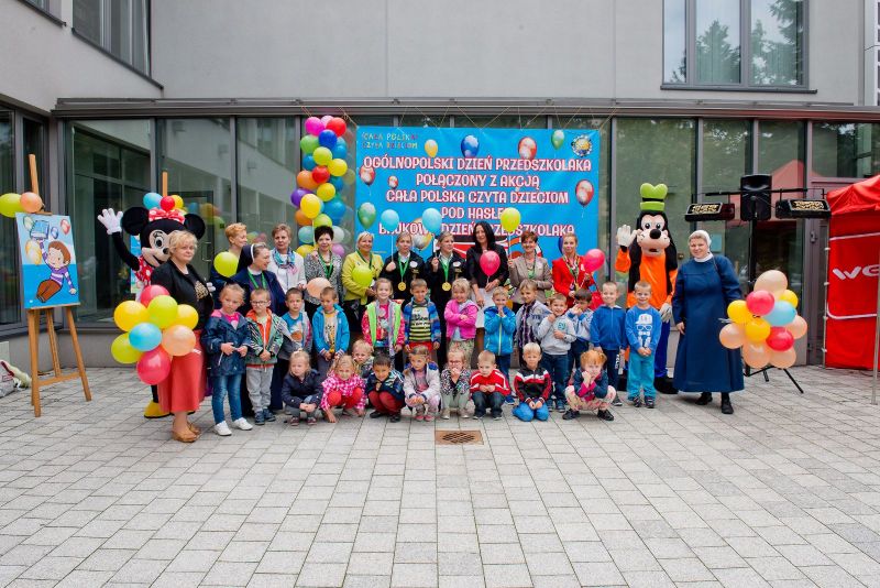 Bajkowy Dzień Przedszkolaka z Bajkowym Przedszkolem