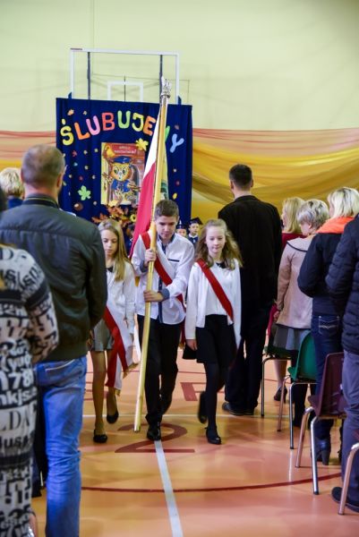 Uroczystość pasowania uczniów klas I w Szkole Podstawowej nr 2