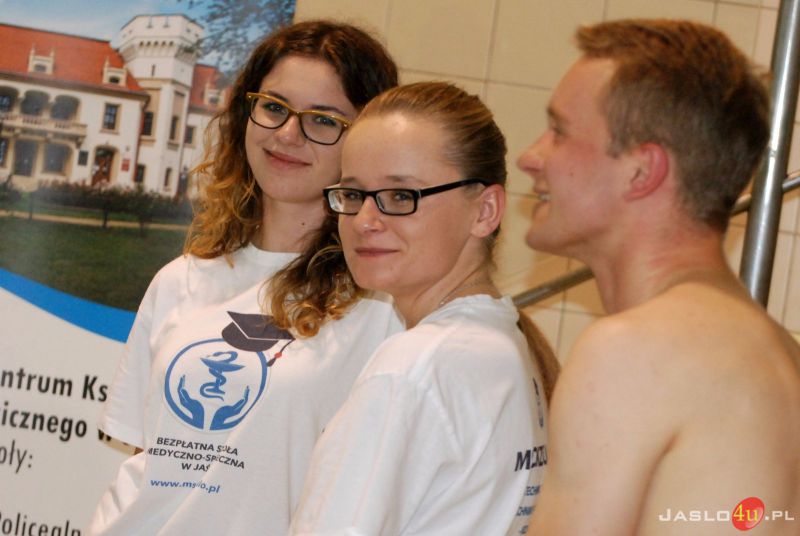 II Nocne Charytatywne Pływanie w Jaśle