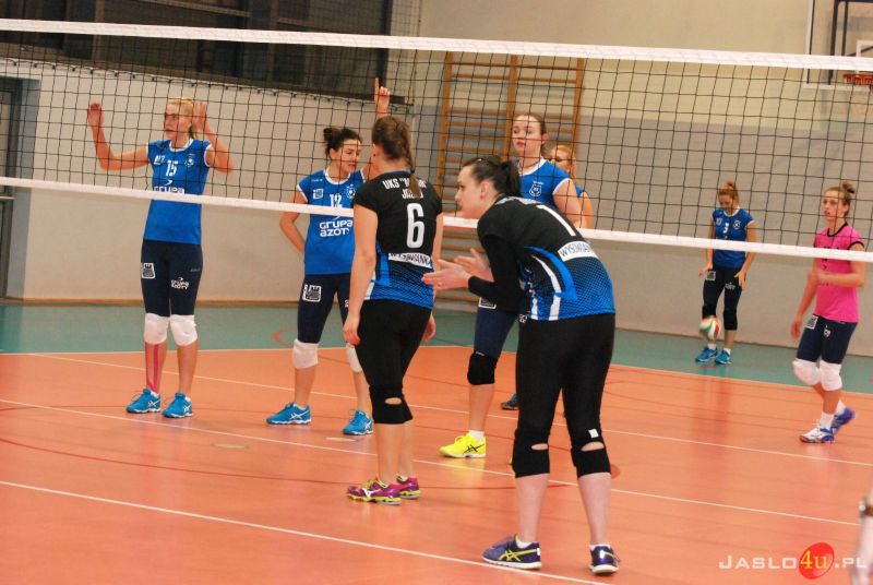 Mecz siatkówki kobiet UKS "MOSiR" Jasło - Grupa Azoty PWSZ Tarnów