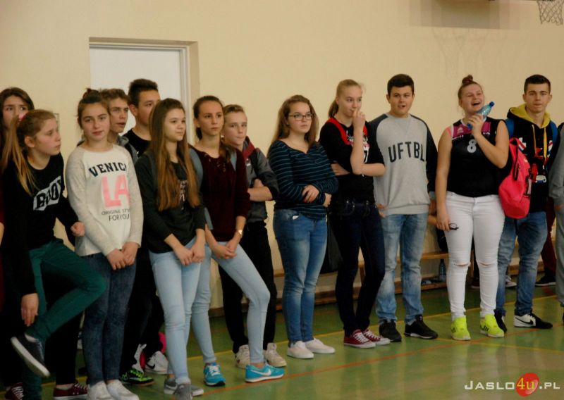 "Zdrowo jem, aktywnie żyję"  w ZS nr 1 w Osobnicy