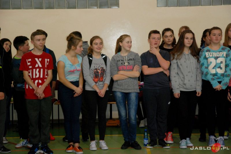 "Zdrowo jem, aktywnie żyję"  w ZS nr 1 w Osobnicy