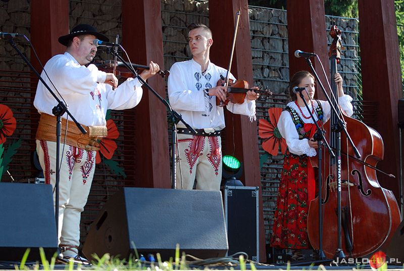 XIV Międzynarodowy Festiwal Folkloru Karpat w Trzcinicy