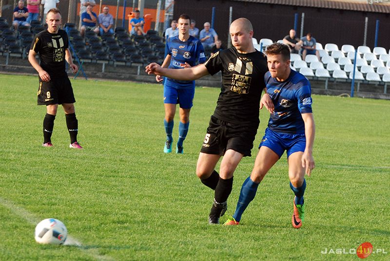 JKS Czarni 1910 Jasło vs Grabowianka Grabówka (4:2)