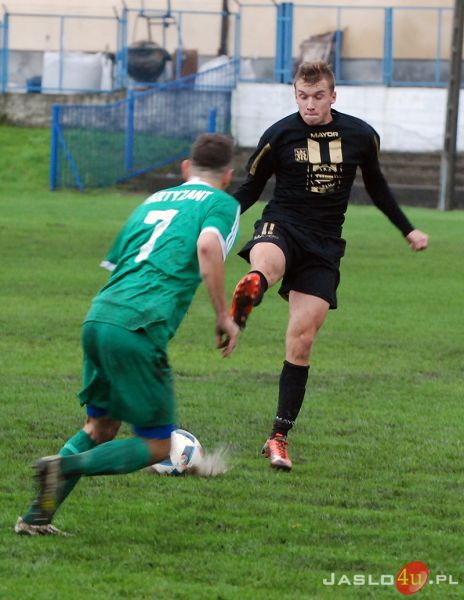 JKS Czarni 1910 Jasło vs Partyzant Targowiska (1:1)