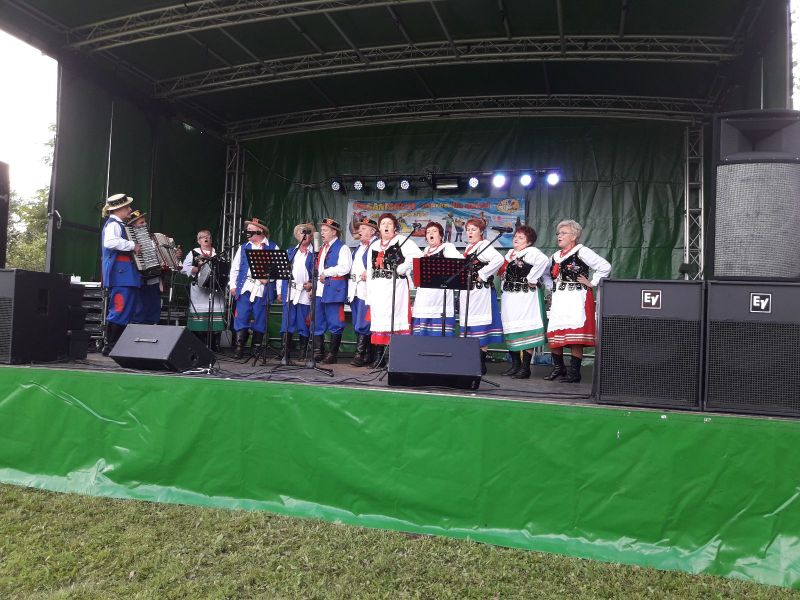 Piknik charytatywny w Święcanach