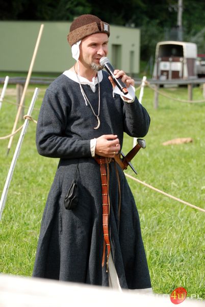 Pokaz łucznictwa konnego w Karpackiej Troi