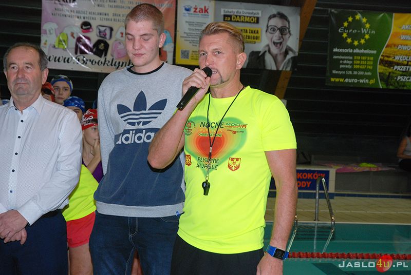 III Nocne Charytatywne Pływanie w Jaśle 2017