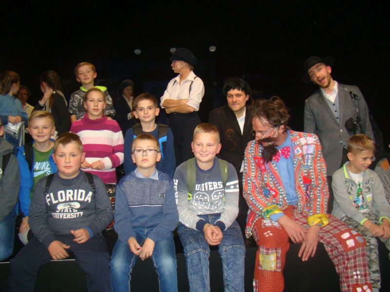 Moja przygoda z teatrem - warsztaty teatralne z udziałem uczniów Szkoły Podstawowej w Błażkowej
