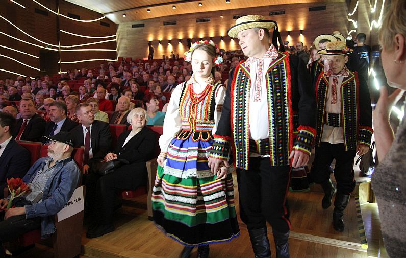 Statuetki Mecenas Kultury i Nagrody Miasta Jasła w Dziedzinie kultury