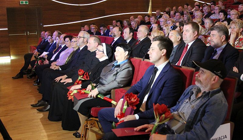 Statuetki Mecenas Kultury i Nagrody Miasta Jasła w Dziedzinie kultury
