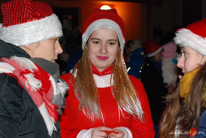 Święty Mikołaj na osiedlu Mickiewicza