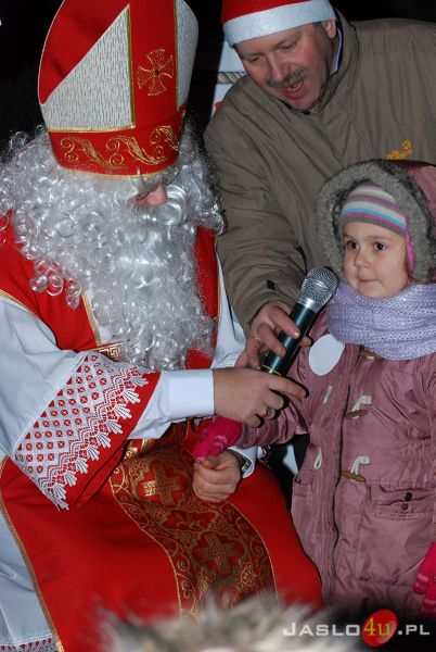 Święty Mikołaj na osiedlu Mickiewicza