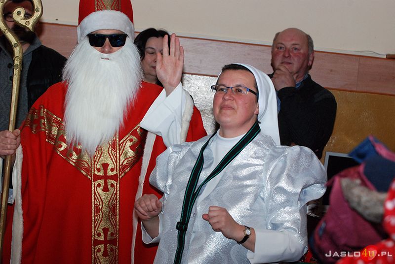 Wizyta św. Mikołaja na osiedlu Ulaszowice