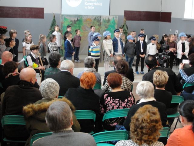 Dzień Babci i Dziadka w Szkole Podstawowej nr 2 w Jaśle