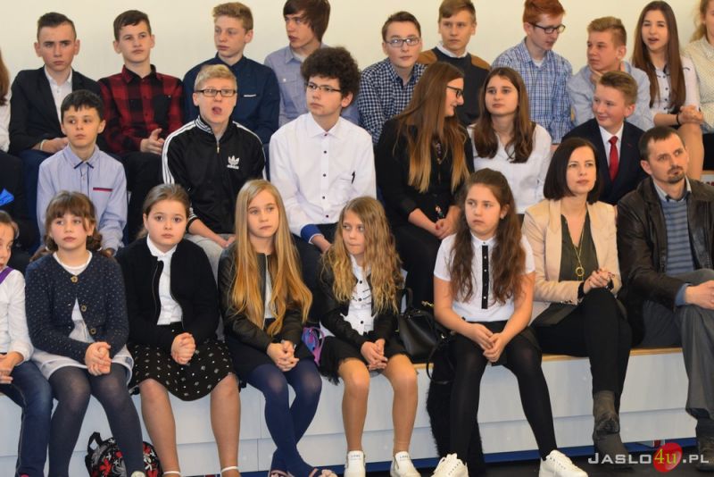 Uroczyste otwarcie hali sportowej w Nowym Żmigrodzie