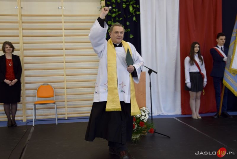 Uroczyste otwarcie hali sportowej w Nowym Żmigrodzie
