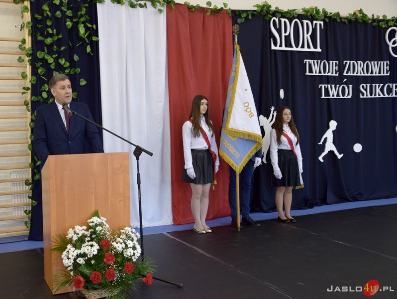 Uroczyste otwarcie hali sportowej w Nowym Żmigrodzie