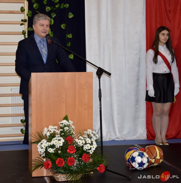 Uroczyste otwarcie hali sportowej w Nowym Żmigrodzie