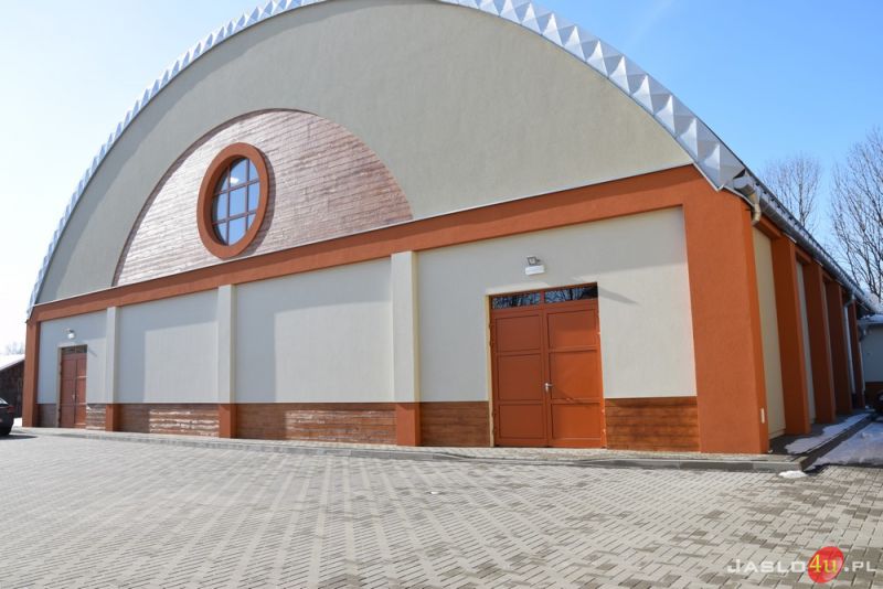 Uroczyste otwarcie hali sportowej w Nowym Żmigrodzie