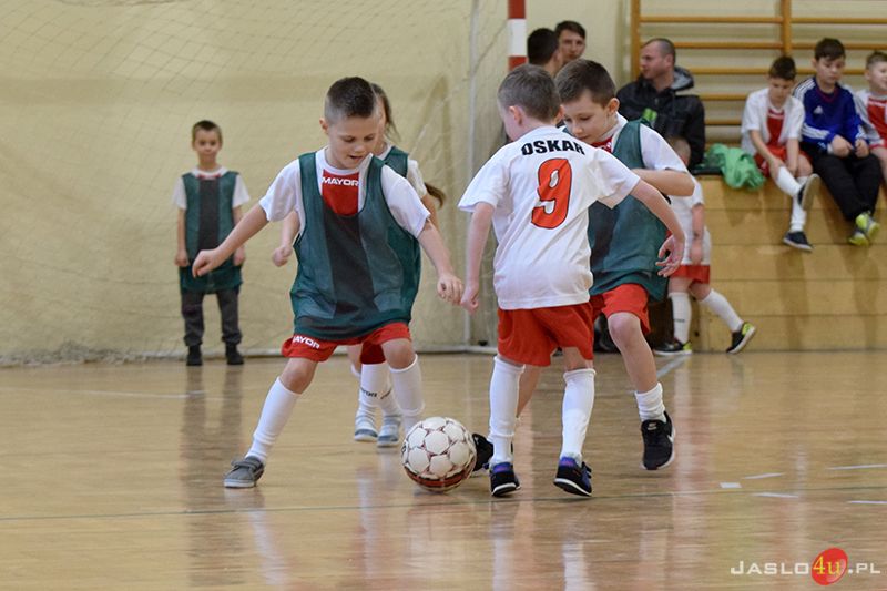 Turniej halowej piłki nożnej Akademii Piłkarskiej "Wisłoki" Błażkowa