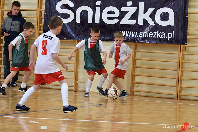 Turniej halowej piłki nożnej Akademii Piłkarskiej "Wisłoki" Błażkowa