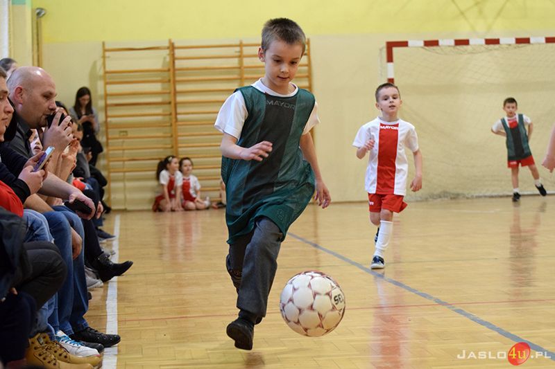 Turniej halowej piłki nożnej Akademii Piłkarskiej "Wisłoki" Błażkowa