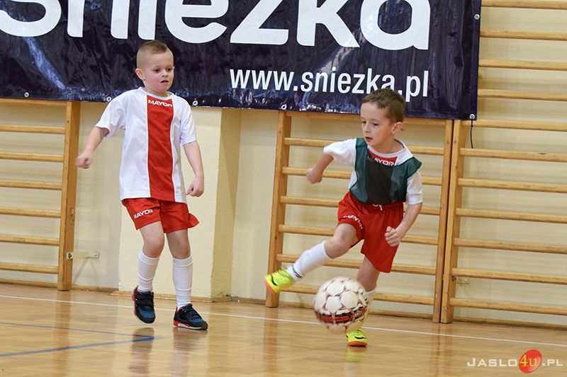 Turniej halowej piłki nożnej Akademii Piłkarskiej "Wisłoki" Błażkowa