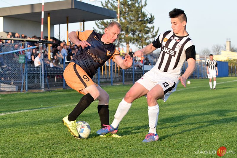 JKS Czarni 1910 Jasło vs Przełom Besko (0:2)