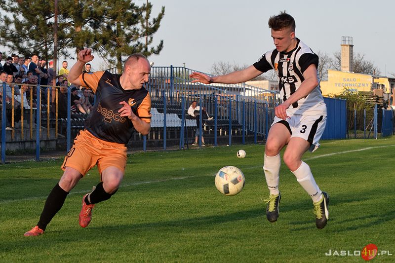 JKS Czarni 1910 Jasło vs Przełom Besko (0:2)