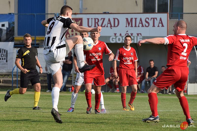 JKS Czarni 1910 Jasło vs Gaudium Łężyny (3:1)