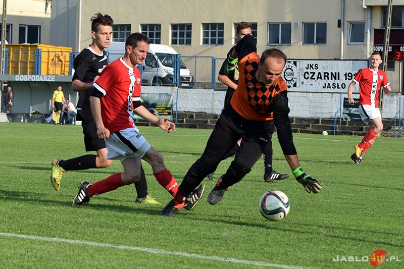 JKS Czarni 1910 Jasło vs LKS Iwonka Iwonicz (3:0)